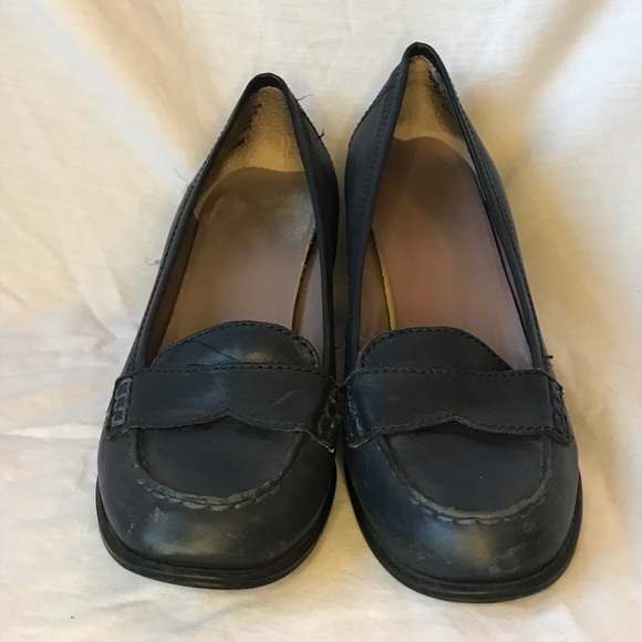 Vintage Y2K Navy Blue New York & Company Chunky Stitched Pumps - Picture 2 of 7